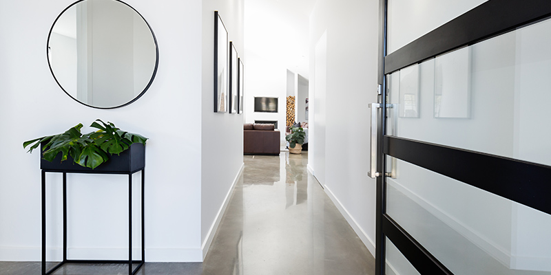 narrow hallway decor ideas